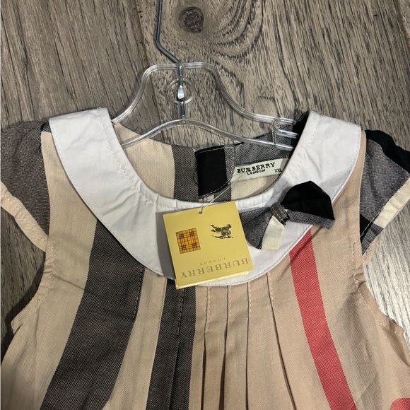 Burberry infant/toddler dress - Picture 4 of 4